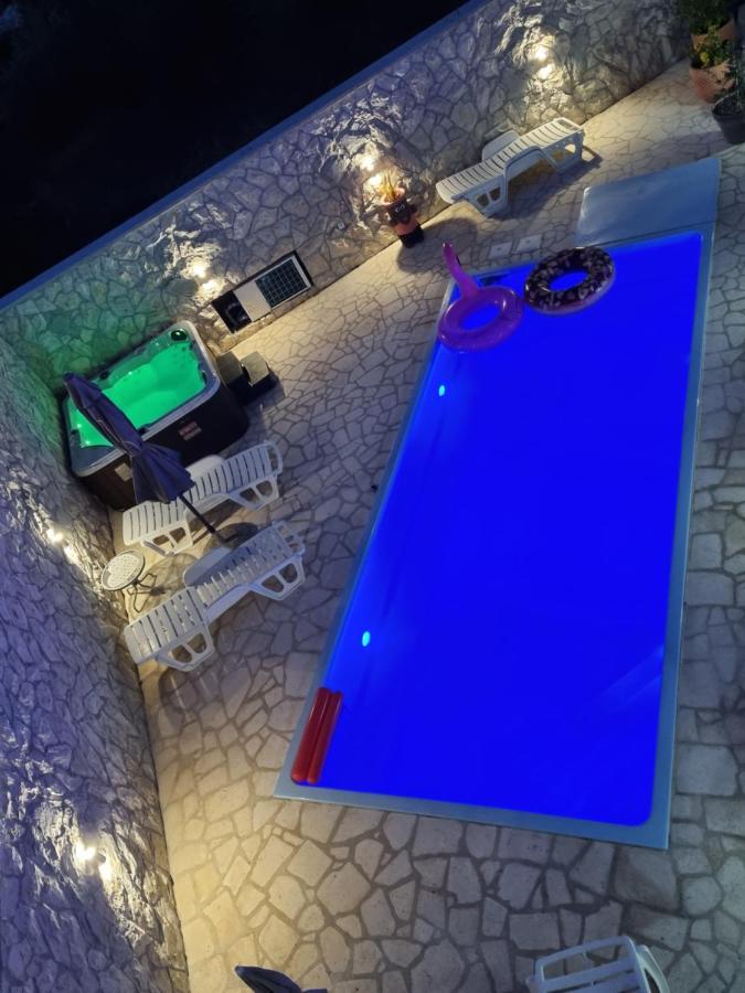 Apartments Adriana Билице Экстерьер фото