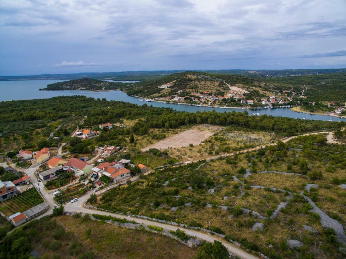 Apartments Adriana Билице Экстерьер фото